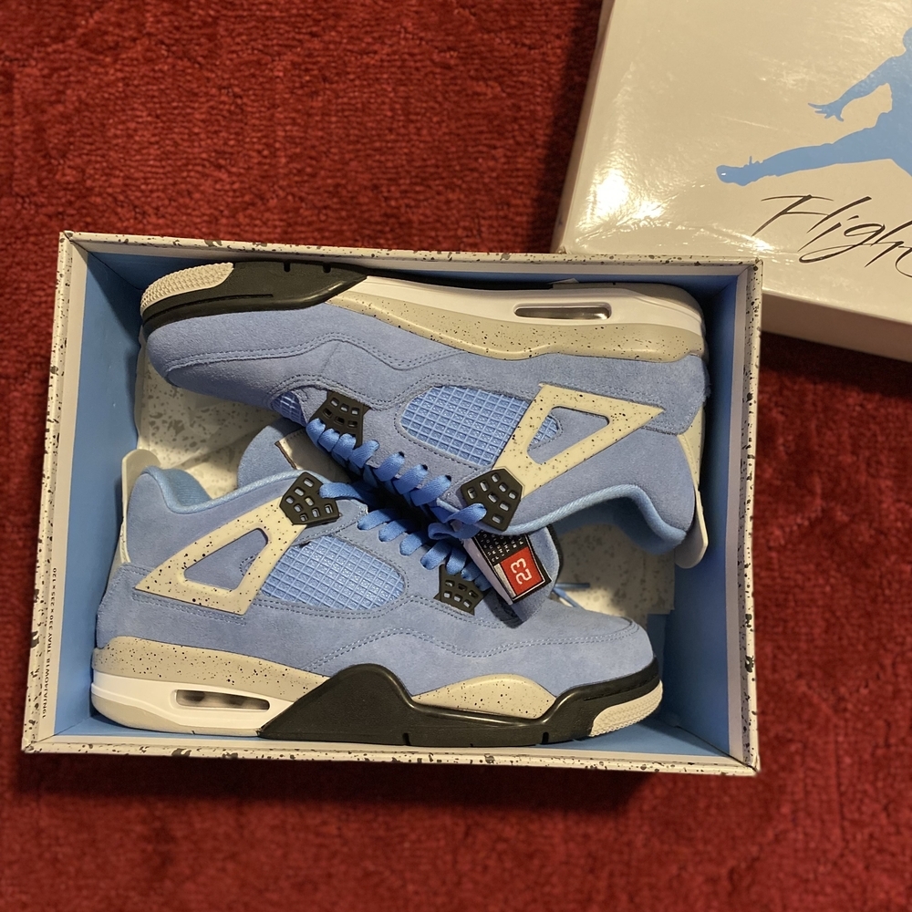 Air Jordan 4 Retro University Blue Men Size 10